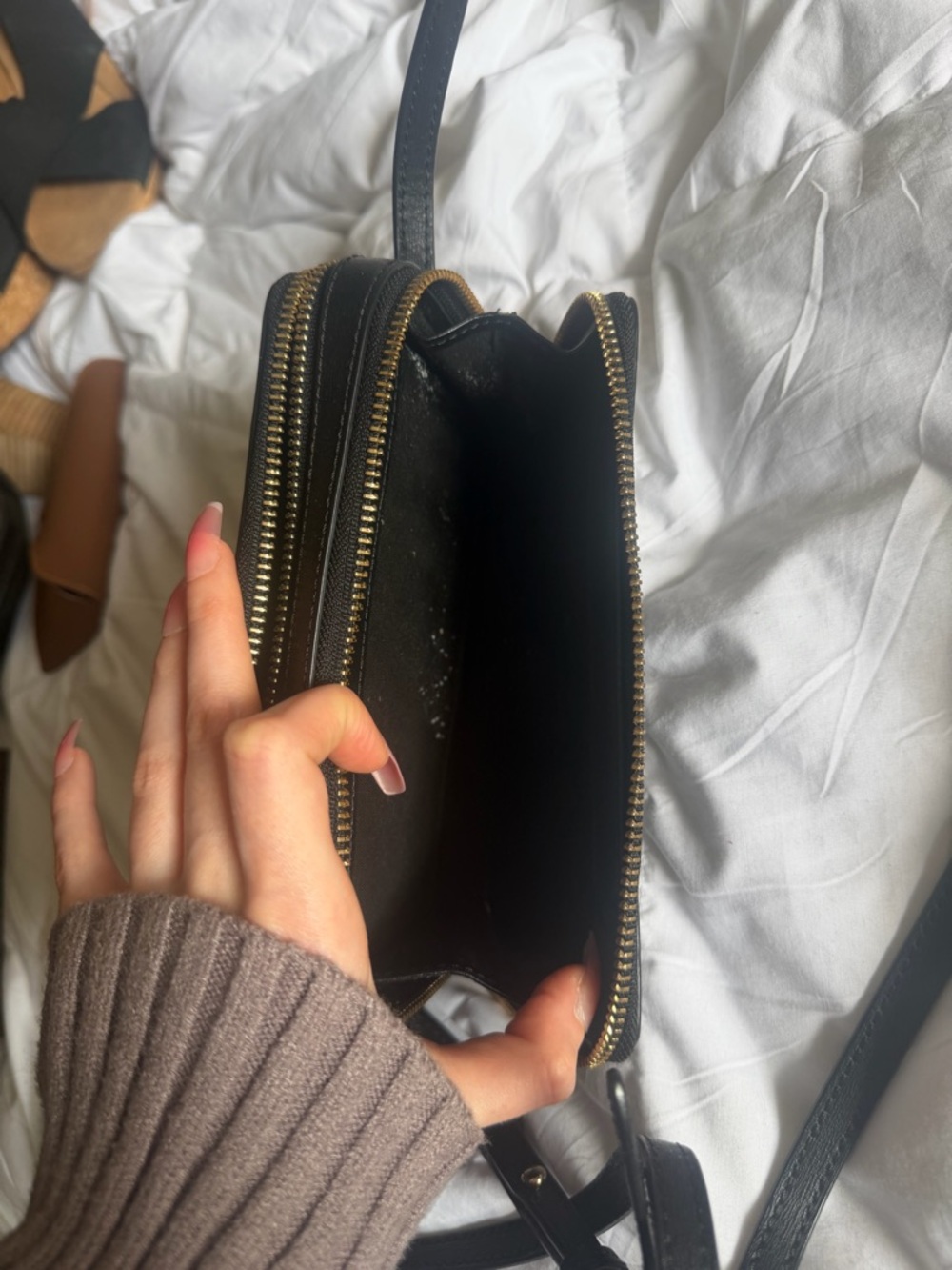 Tory Burch Black Leather Crossbody Wallet - Picture 7 of 7